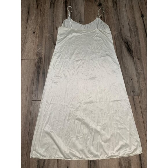 Vanity Fair Womans 38 Night Gown Lingerie Slip Cream Spaghetti Straps - Picture 3 of 5